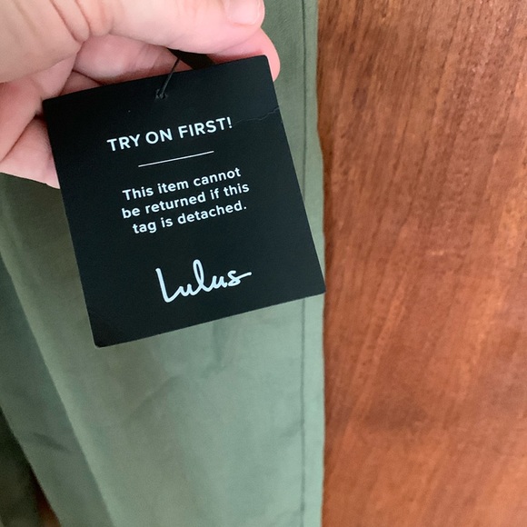 Lulus Green Jumpsuit w/pockets - Picture 5 of 10
